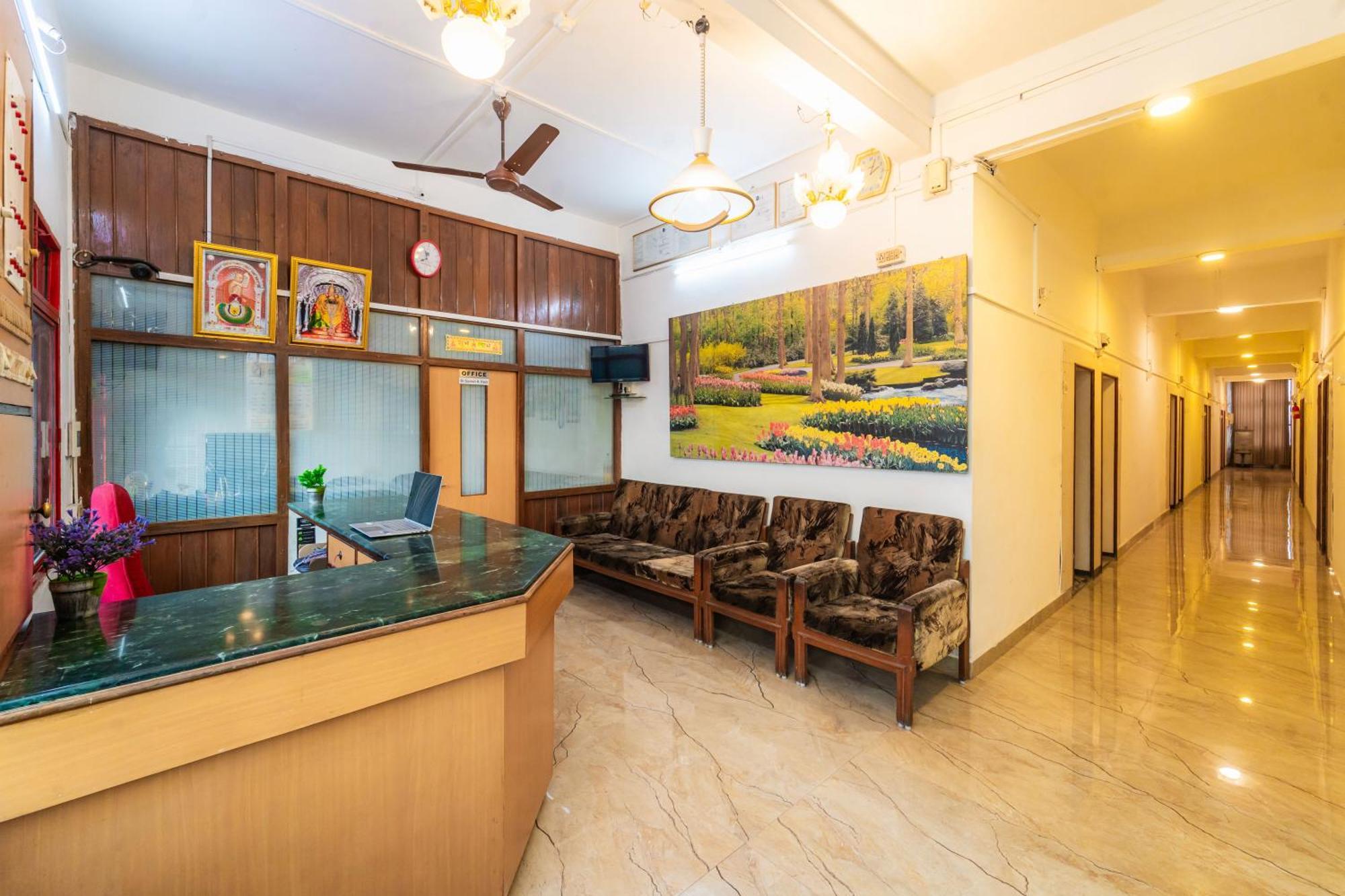 Itsy Hotels Mansi Nashik Buitenkant foto